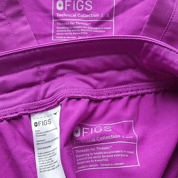 Figs Purple Jolt Scrub Set - Picture 4 of 6